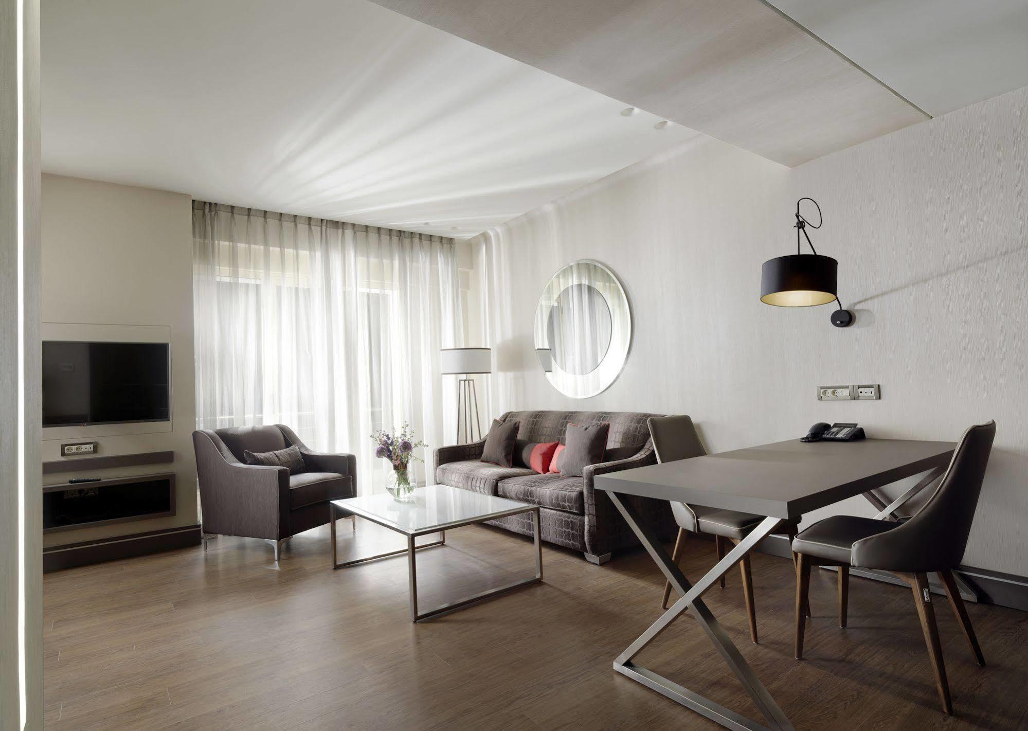 Holiday Suites Atena Exterior foto